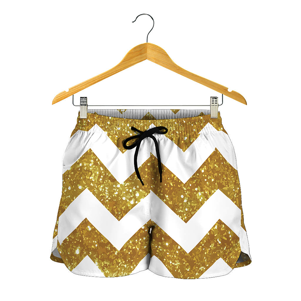 Gold And White Chevron Pattern Print Women's Shorts