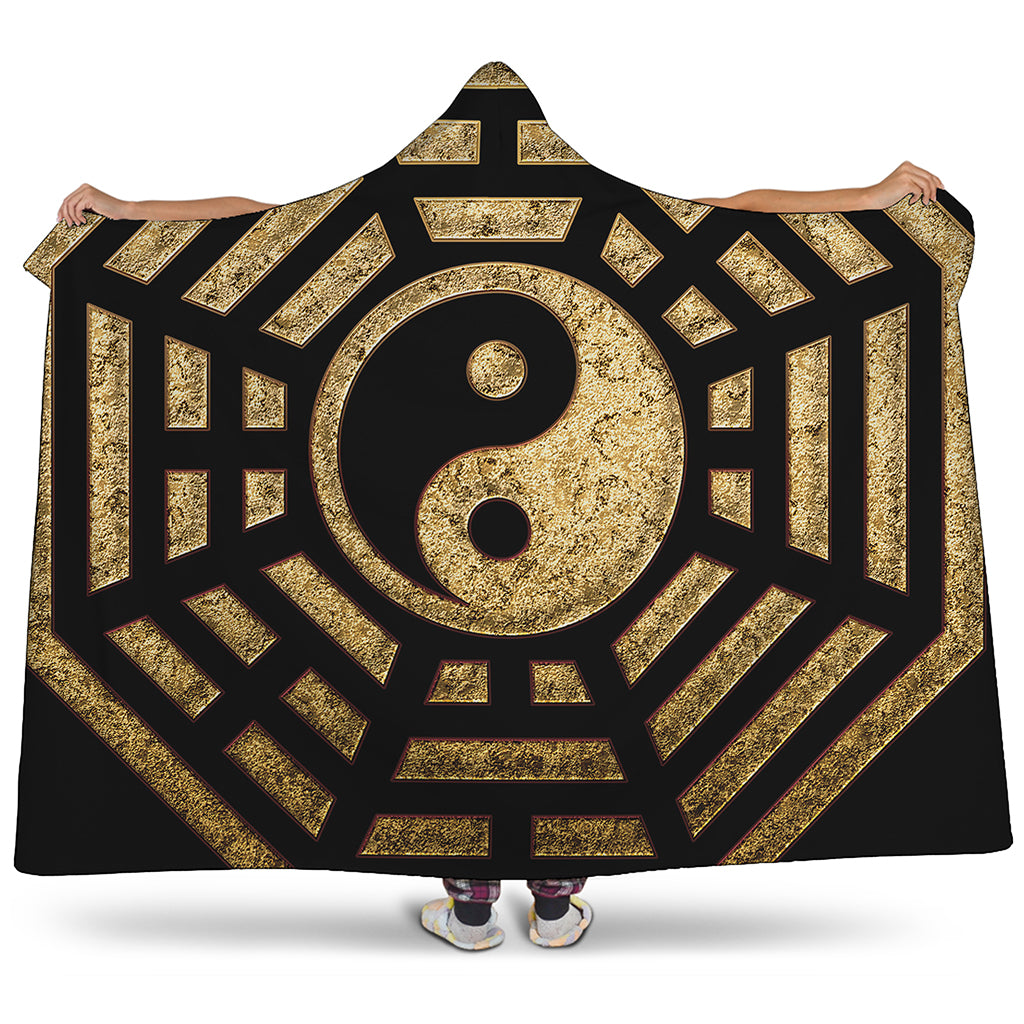 Gold Bagua Yin Yang Print Hooded Blanket