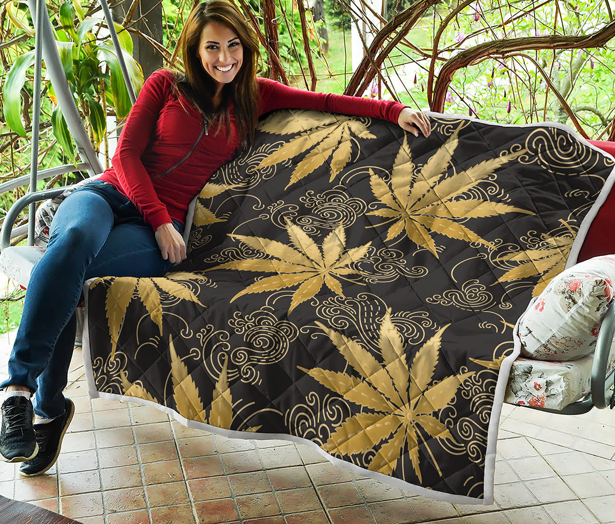 Gold Cannabis Leaf Pattern Print Quilt