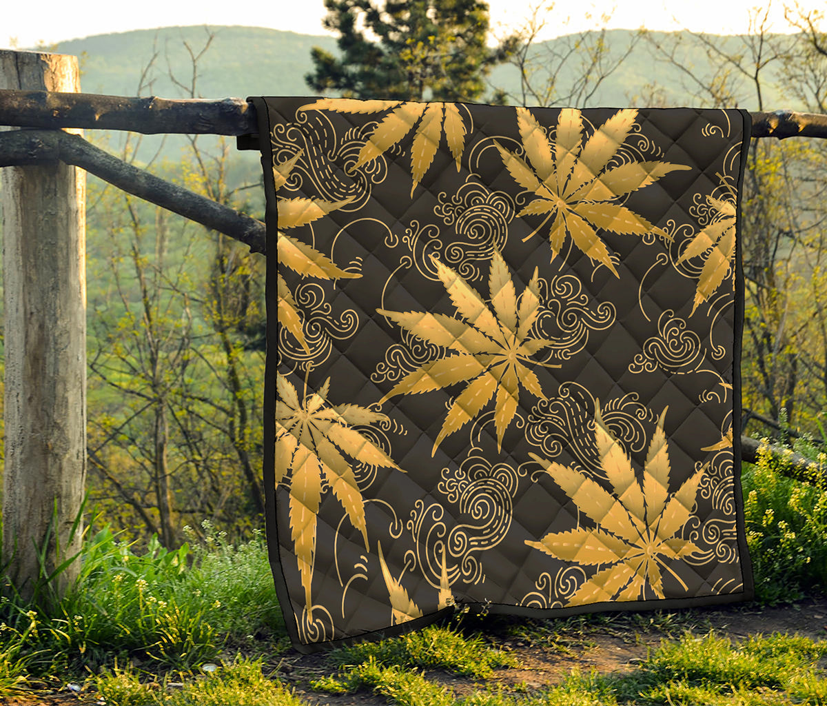 Gold Cannabis Leaf Pattern Print Quilt