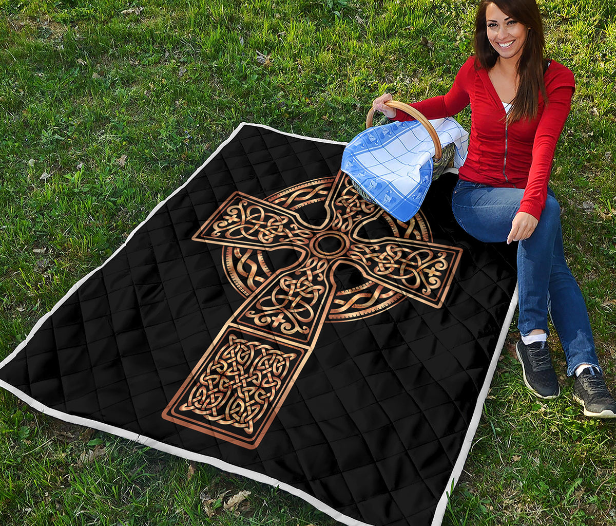 Gold Celtic Knot Cross Print Quilt