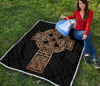 Gold Celtic Knot Cross Print Quilt