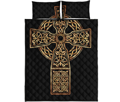 Gold Celtic Knot Cross Print Quilt Bed Set