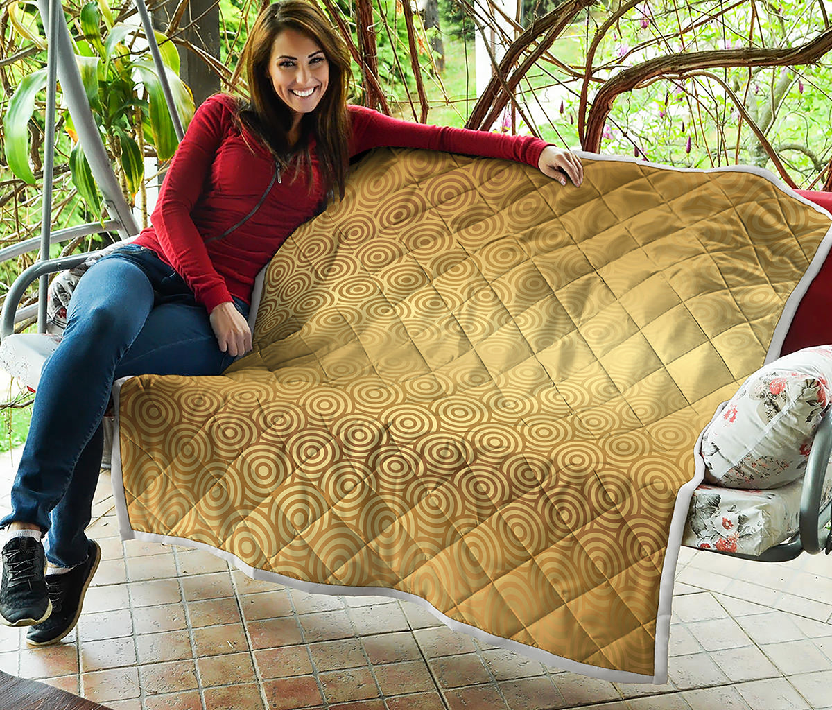 Gold Chinese Pattern Print Quilt