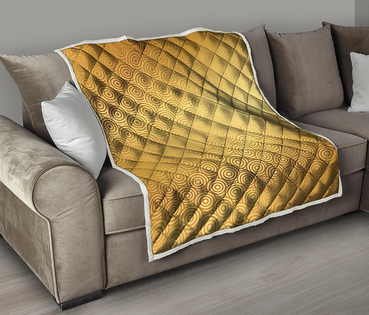 Gold Chinese Pattern Print Quilt