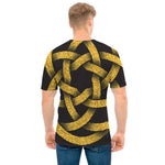 Gold Circle Celtic Knot Symbol Print Men's T-Shirt