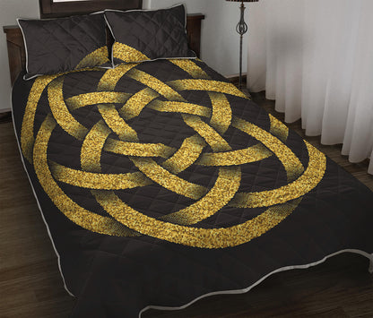 Gold Circle Celtic Knot Symbol Print Quilt Bed Set