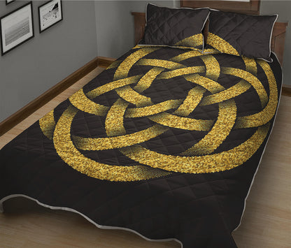 Gold Circle Celtic Knot Symbol Print Quilt Bed Set