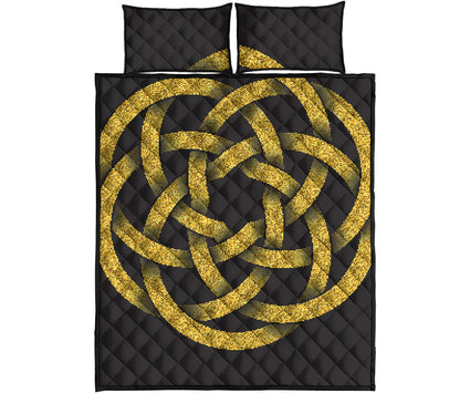 Gold Circle Celtic Knot Symbol Print Quilt Bed Set