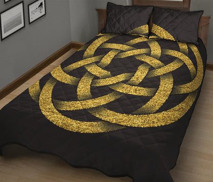 Gold Circle Celtic Knot Symbol Print Quilt Bed Set