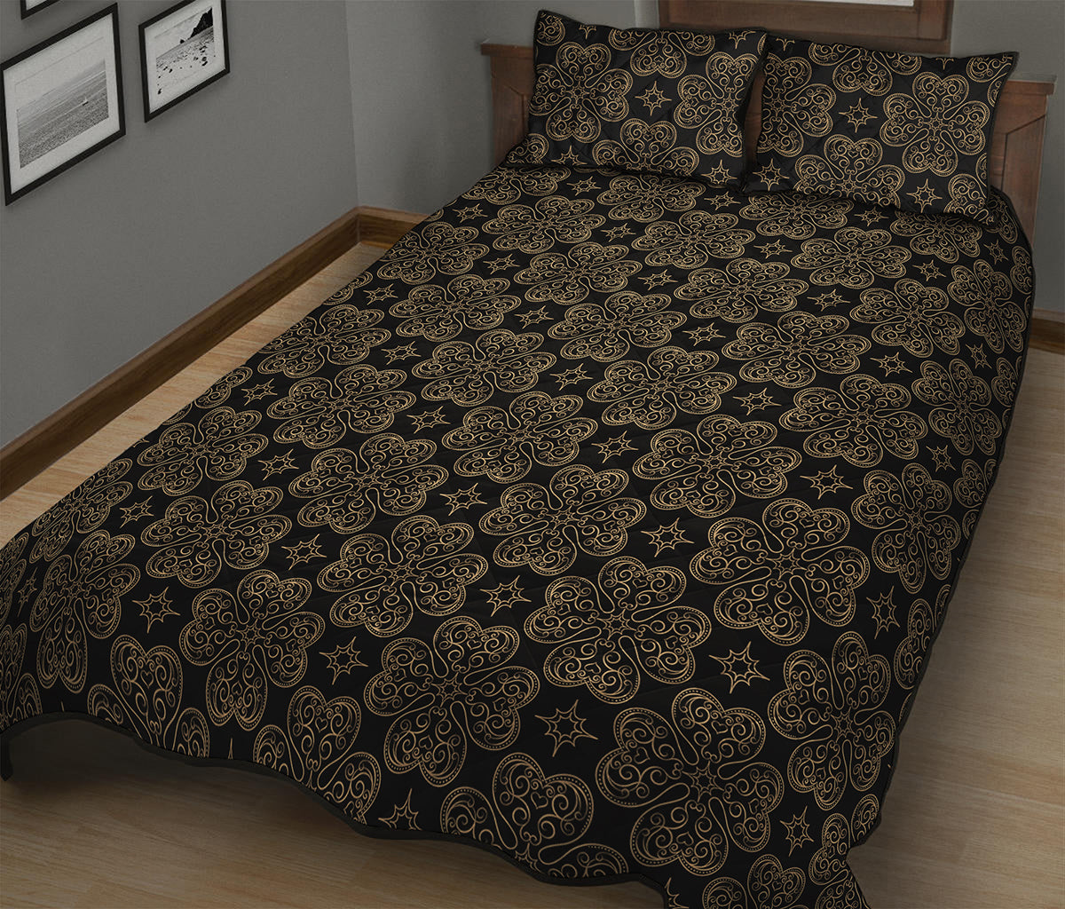 Gold Clover St. Patrick's Day Print Quilt Bed Set