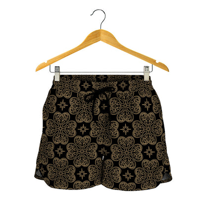 Gold Clover St. Patrick's Day Print Women's Shorts