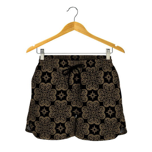 Gold Clover St. Patrick's Day Print Women's Shorts