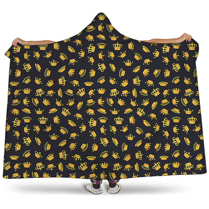 Gold Crown Pattern Print Hooded Blanket