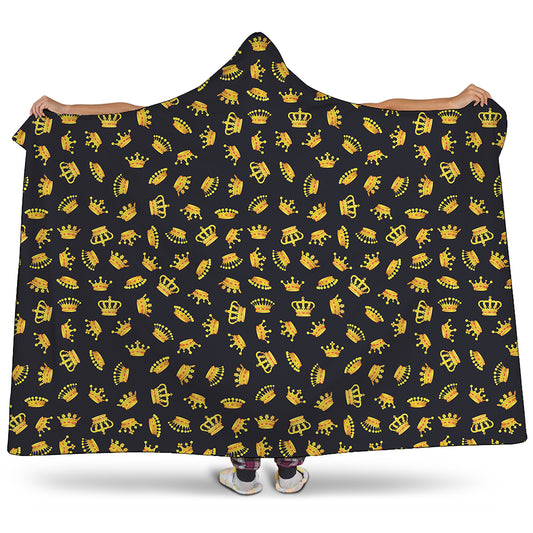 Gold Crown Pattern Print Hooded Blanket