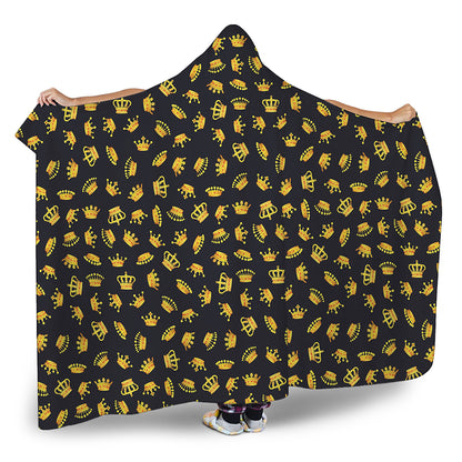 Gold Crown Pattern Print Hooded Blanket
