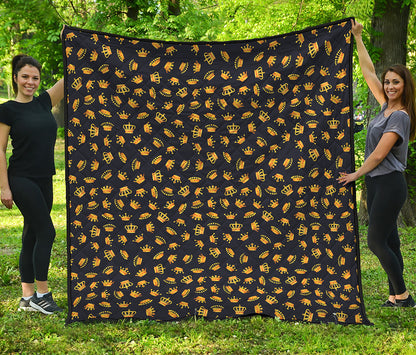 Gold Crown Pattern Print Quilt
