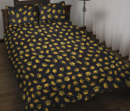 Gold Crown Pattern Print Quilt Bed Set