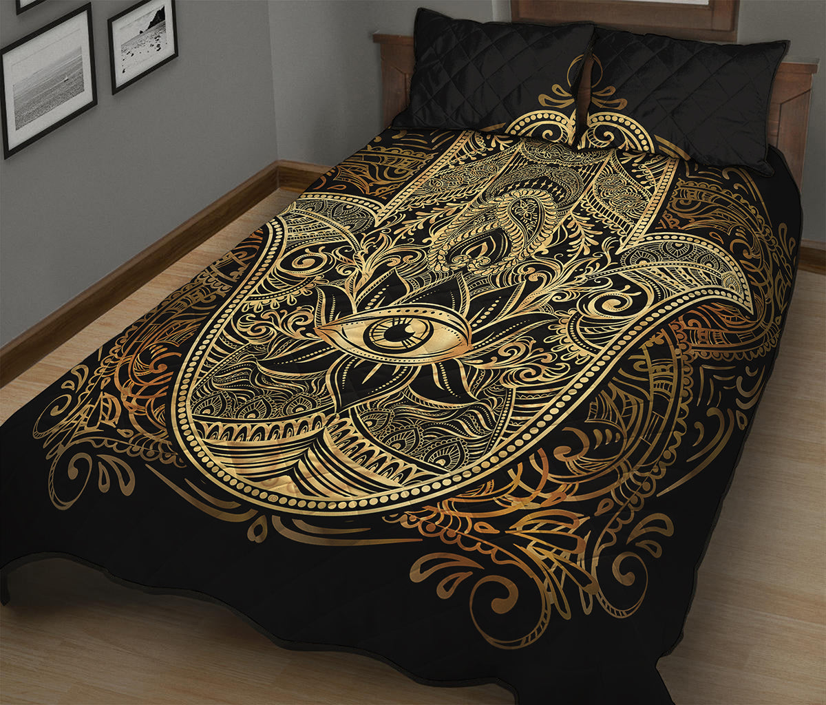 Gold Hamsa Hand Print Quilt Bed Set