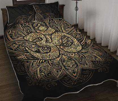 Gold Om Lotus Print Quilt Bed Set