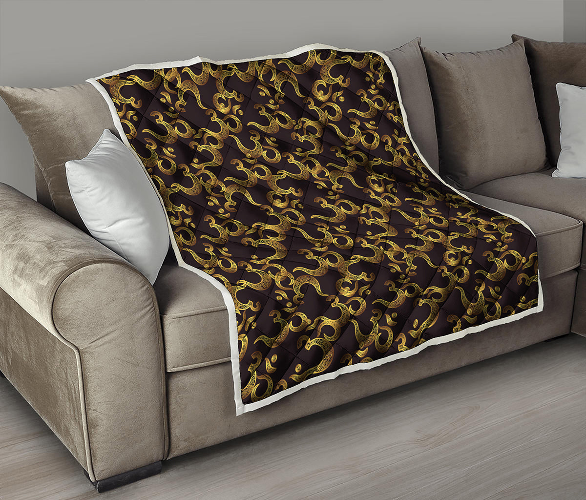 Gold Om Symbol Pattern Print Quilt