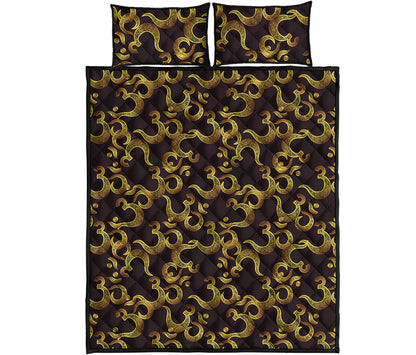 Gold Om Symbol Pattern Print Quilt Bed Set