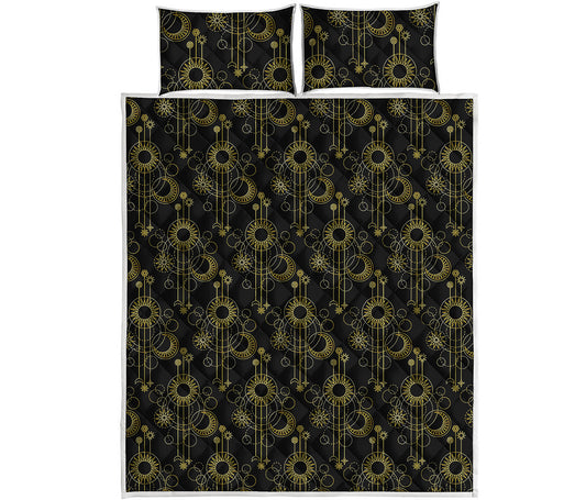 Gold Sun And Moon Pattern Print Quilt Bed Set