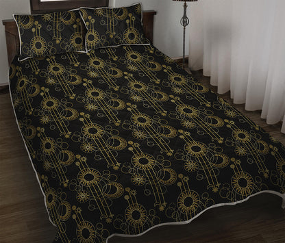 Gold Sun And Moon Pattern Print Quilt Bed Set