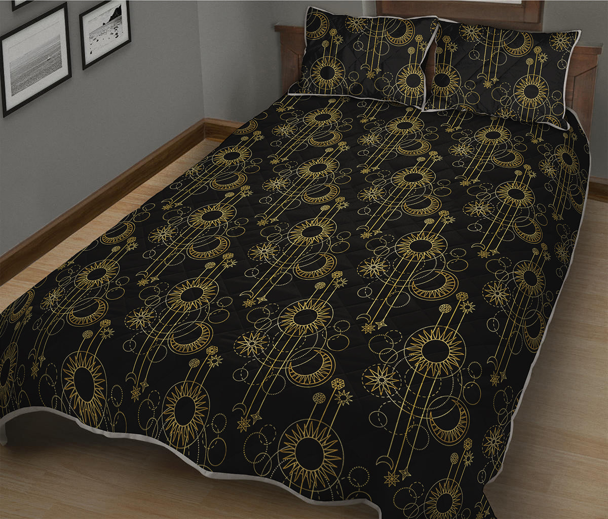 Gold Sun And Moon Pattern Print Quilt Bed Set