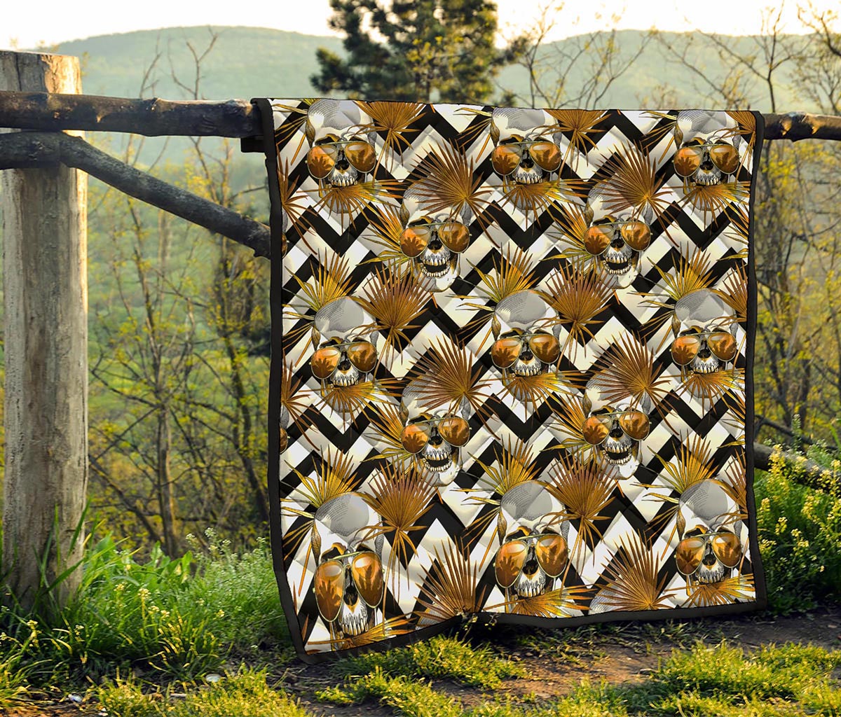 Gold Tropical Skull Pattern Print Quilt