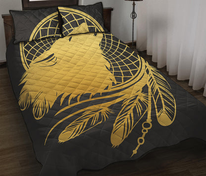Golden Bohemian Howling Wolf Print Quilt Bed Set