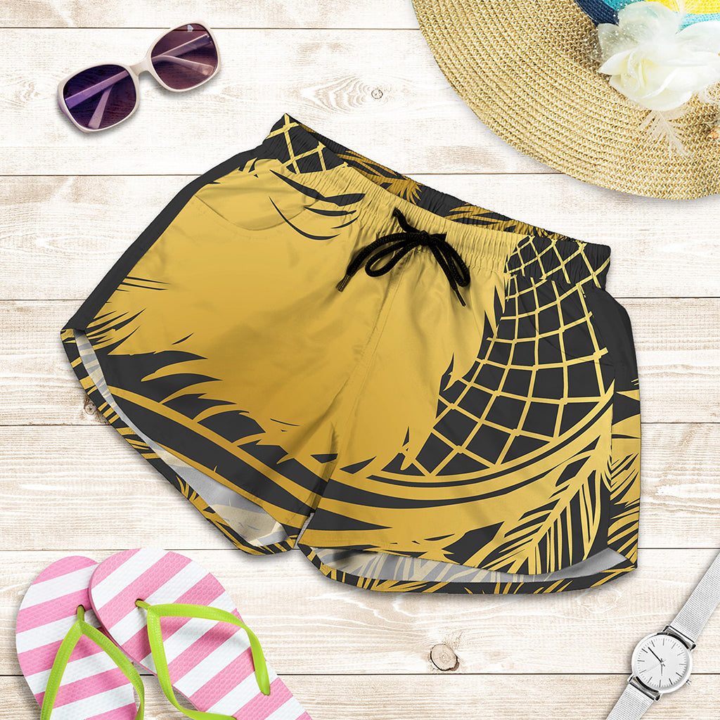 Golden Bohemian Howling Wolf Print Women's Shorts
