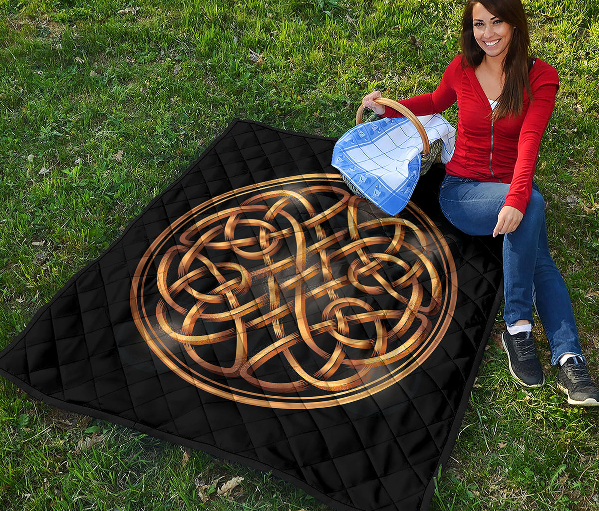 Golden Celtic Knot Print Quilt