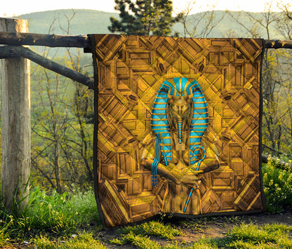 Golden Egyptian Pharaoh Print Quilt