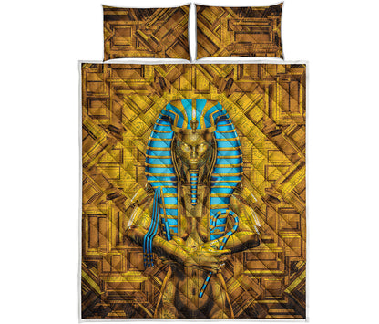 Golden Egyptian Pharaoh Print Quilt Bed Set