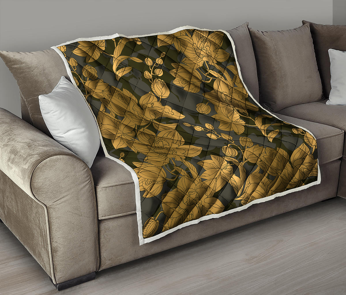 Golden Orchid Pattern Print Quilt
