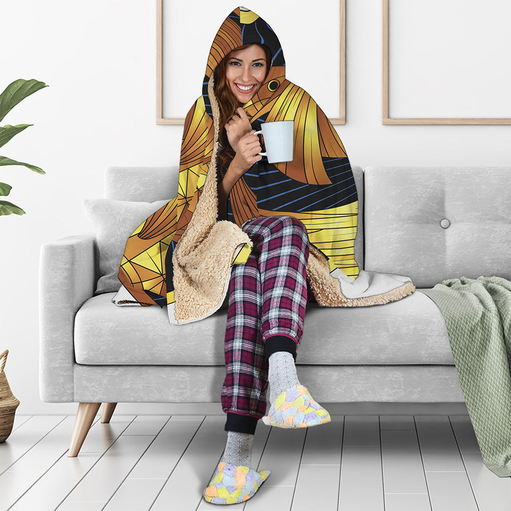 Golden Pisces Zodiac Sign Print Hooded Blanket