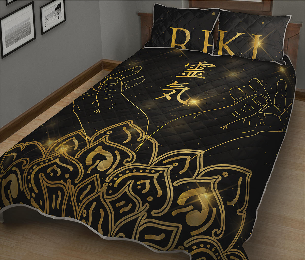 Golden Reiki Print Quilt Bed Set