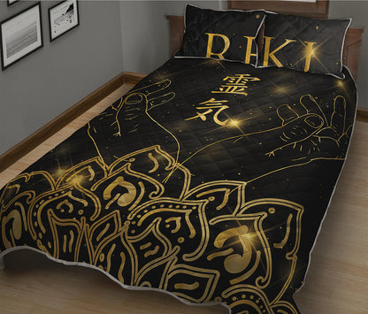 Golden Reiki Print Quilt Bed Set