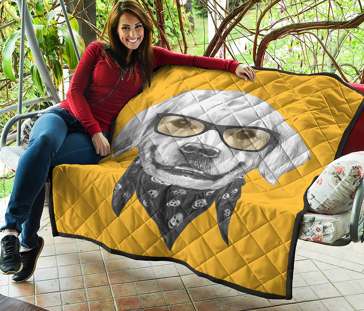 Golden Retriever With Glasses Print Quilt