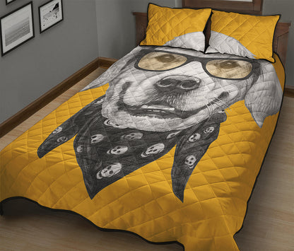 Golden Retriever With Glasses Print Quilt Bed Set