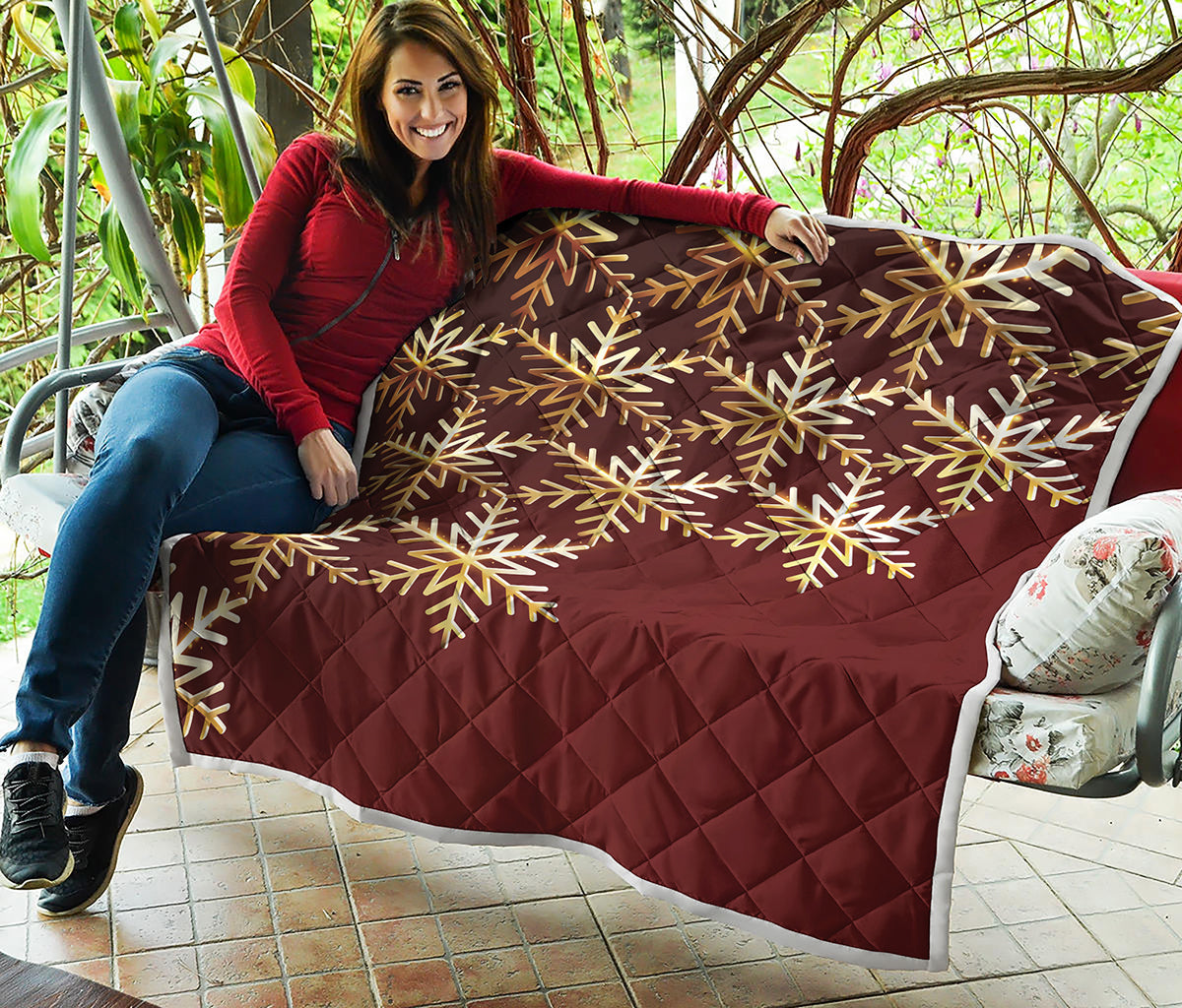 Golden Snowflake Print Quilt