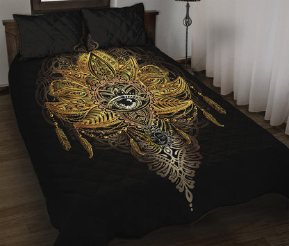 Golden Spiritual Lotus Print Quilt Bed Set