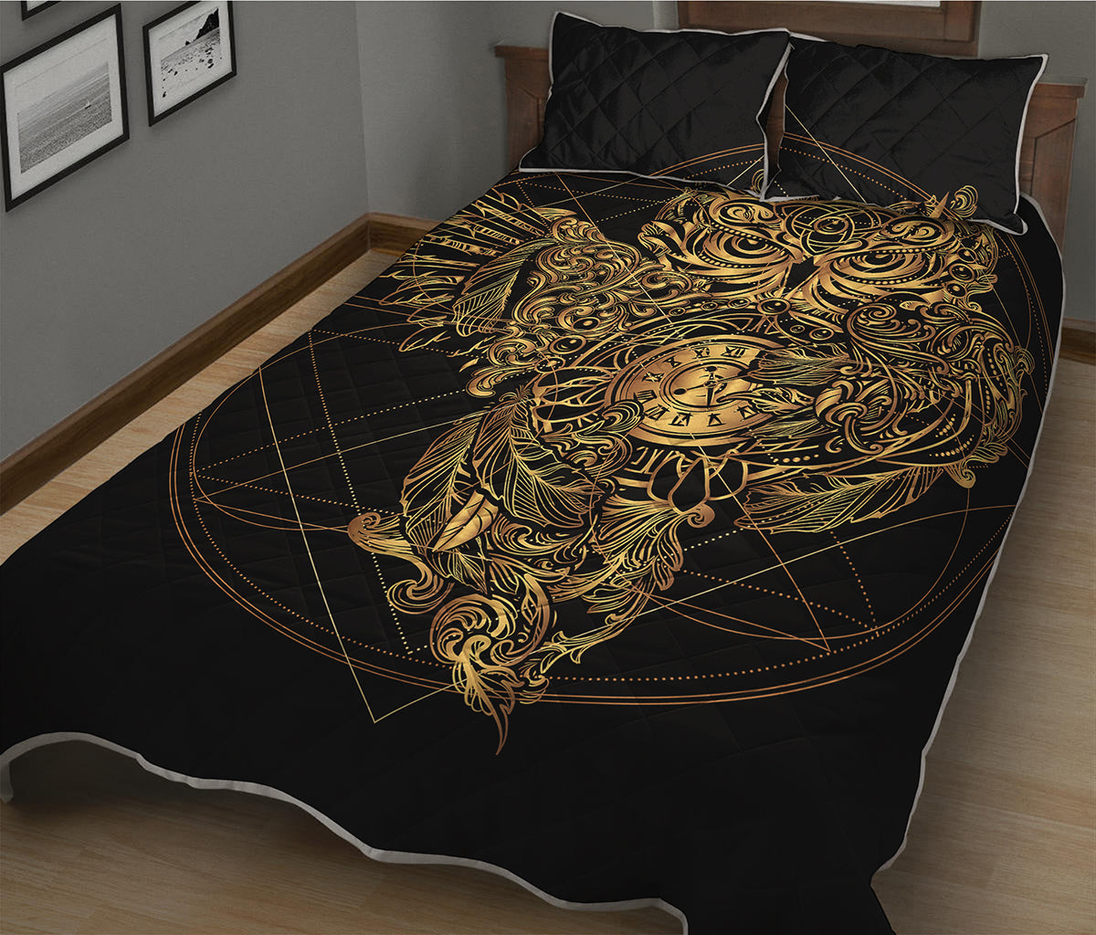 Golden Spiritual Owl Print Quilt Bed Set