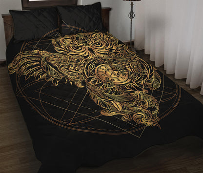 Golden Spiritual Owl Print Quilt Bed Set