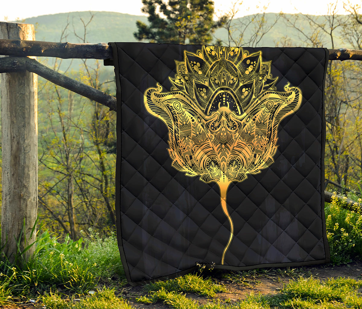 Golden Spiritual Stingray Print Quilt