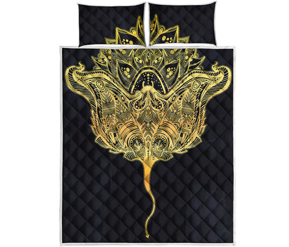 Golden Spiritual Stingray Print Quilt Bed Set