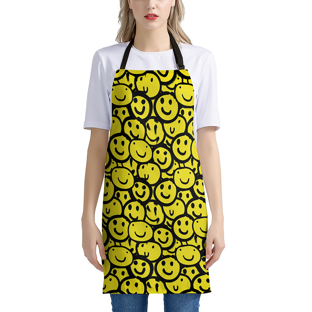 Graffiti Happy Emoji Pattern Print Apron