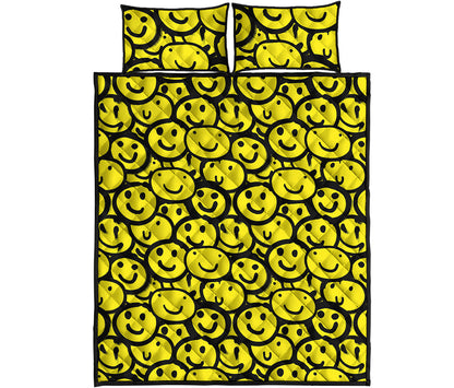 Graffiti Happy Emoji Pattern Print Quilt Bed Set