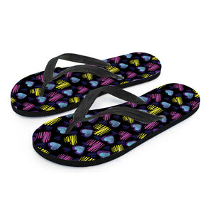 Graffiti Heart Pattern Print Flip Flops